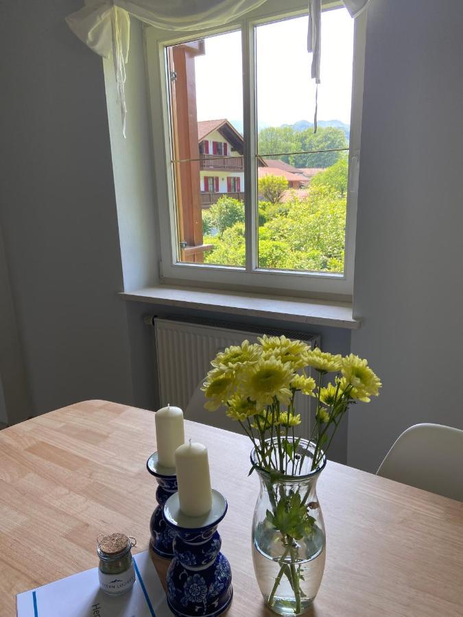 Modern Eingerichtete Wohnung Mit 2 Schlafzimmern Берген Экстерьер фото